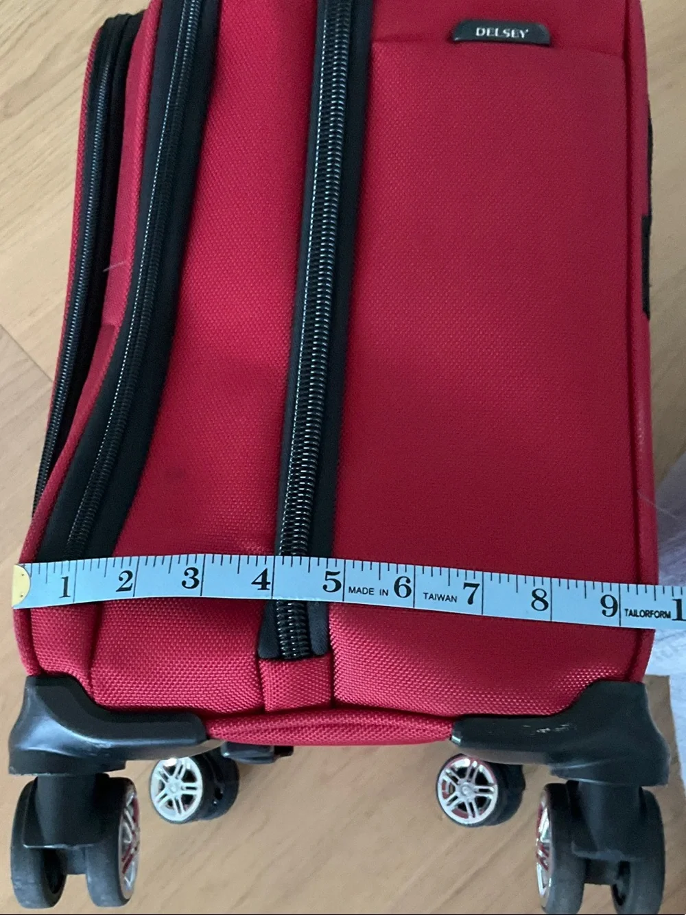 Delsey Red Carry-On 4 wheels Spinner